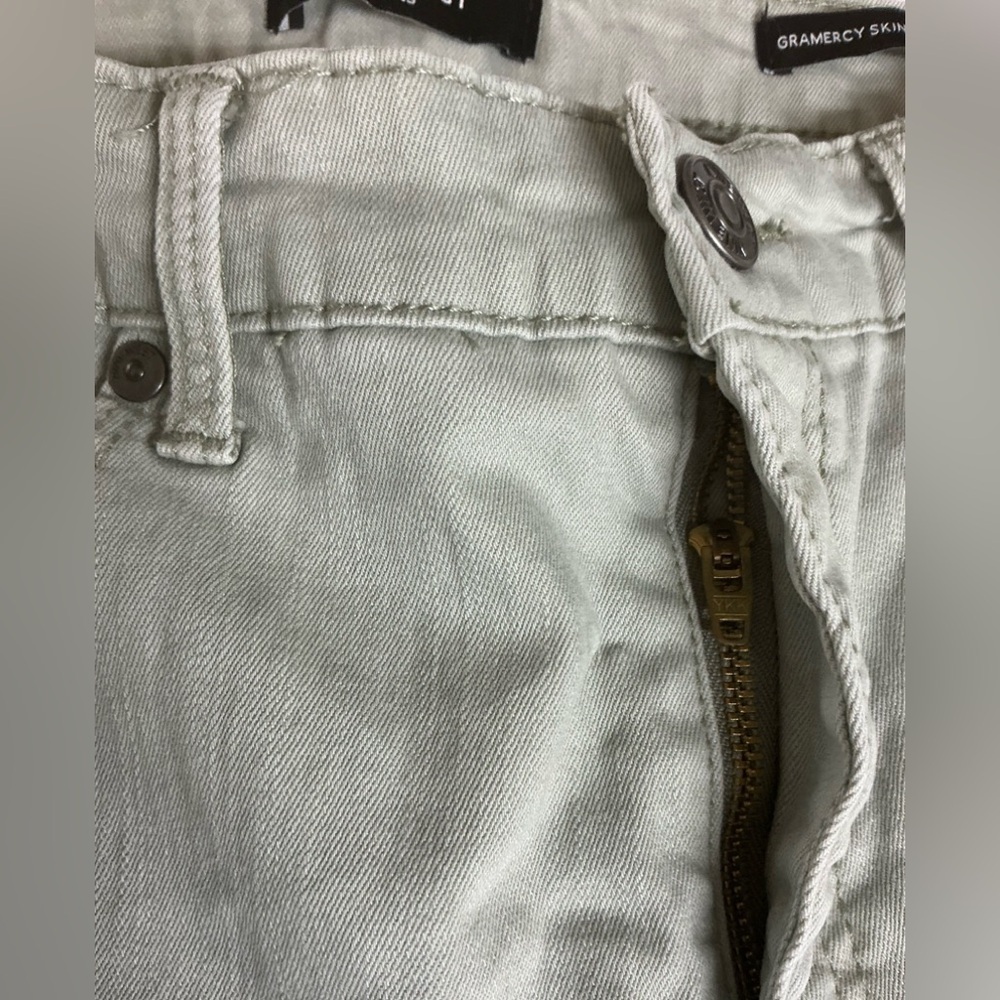 Nine West Women's Soft Gray‎ Straight Leg Jeans - Picture 7 of 15